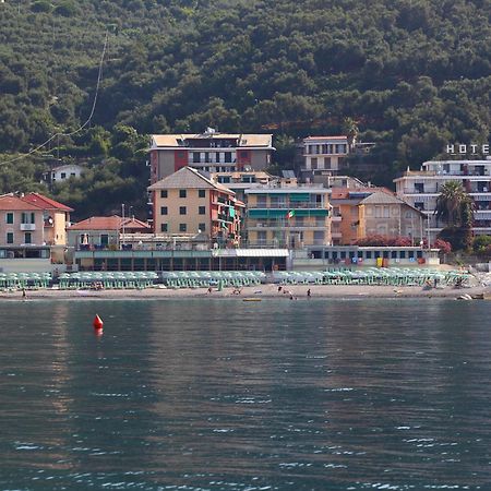 Real Park Hotel Cavi di Lavagna Εξωτερικό φωτογραφία