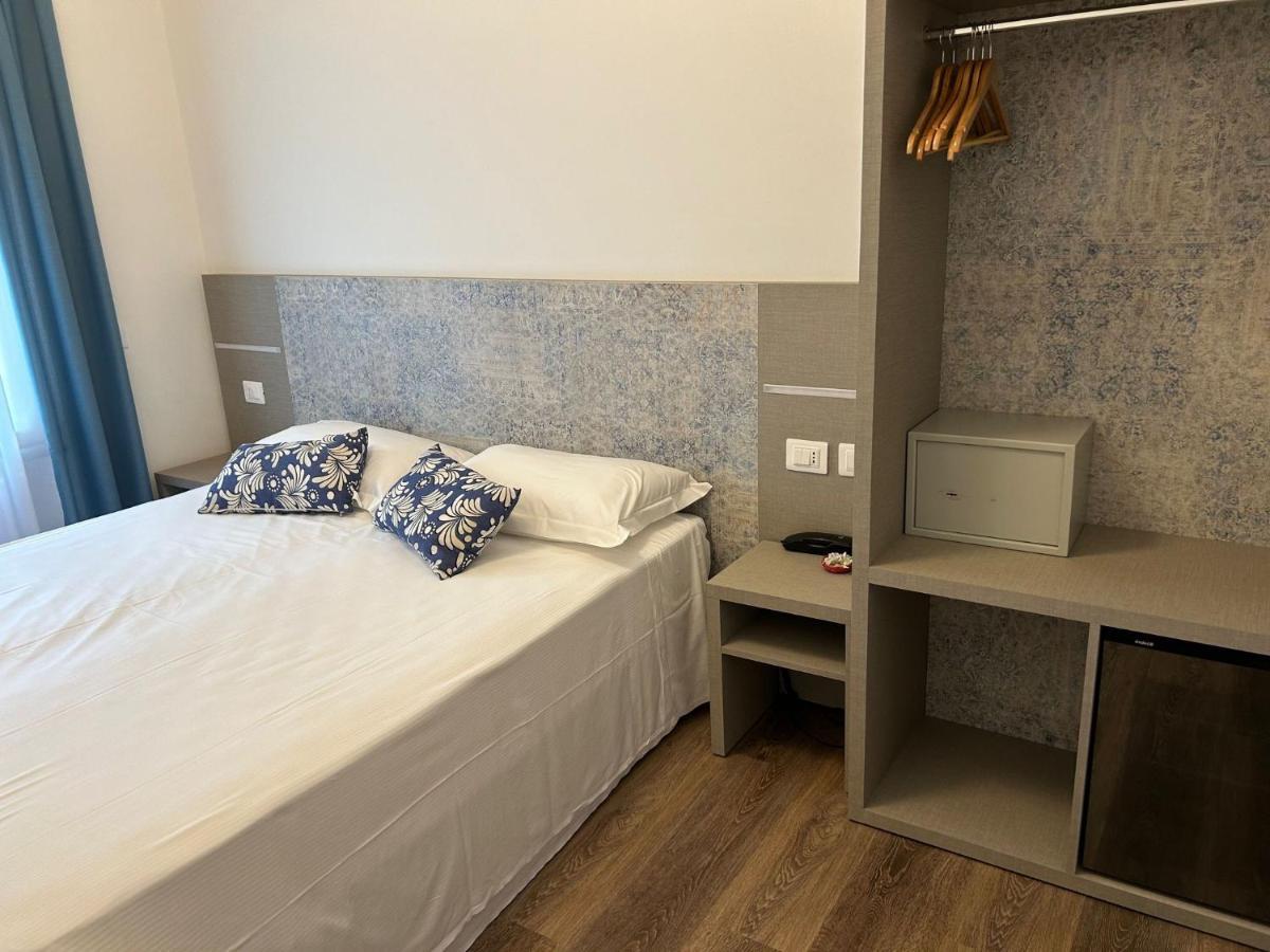 Real Park Hotel Cavi di Lavagna Εξωτερικό φωτογραφία