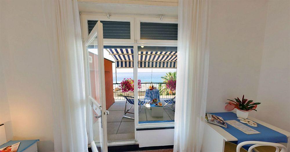 Real Park Hotel Cavi di Lavagna Εξωτερικό φωτογραφία