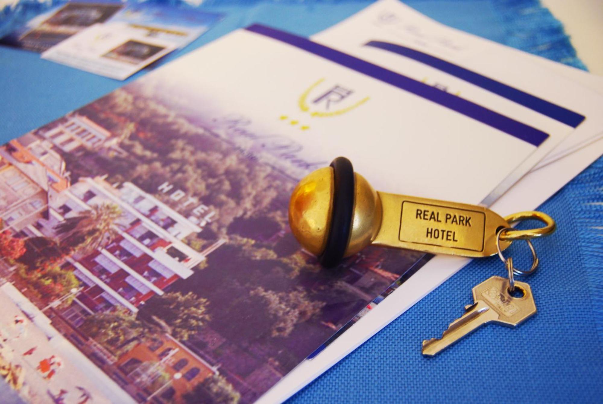 Real Park Hotel Cavi di Lavagna Εξωτερικό φωτογραφία
