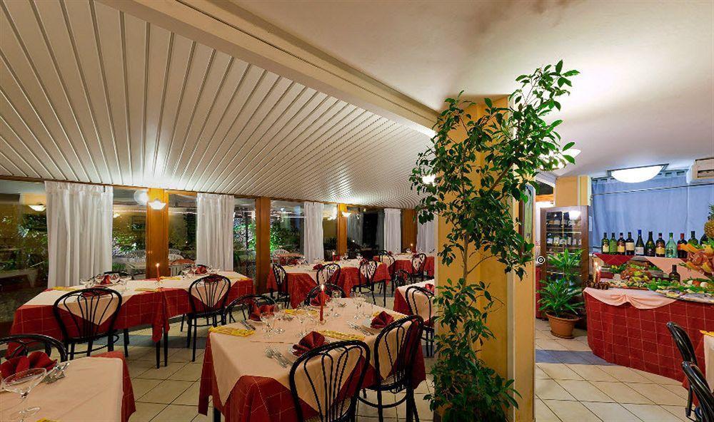 Real Park Hotel Cavi di Lavagna Εξωτερικό φωτογραφία